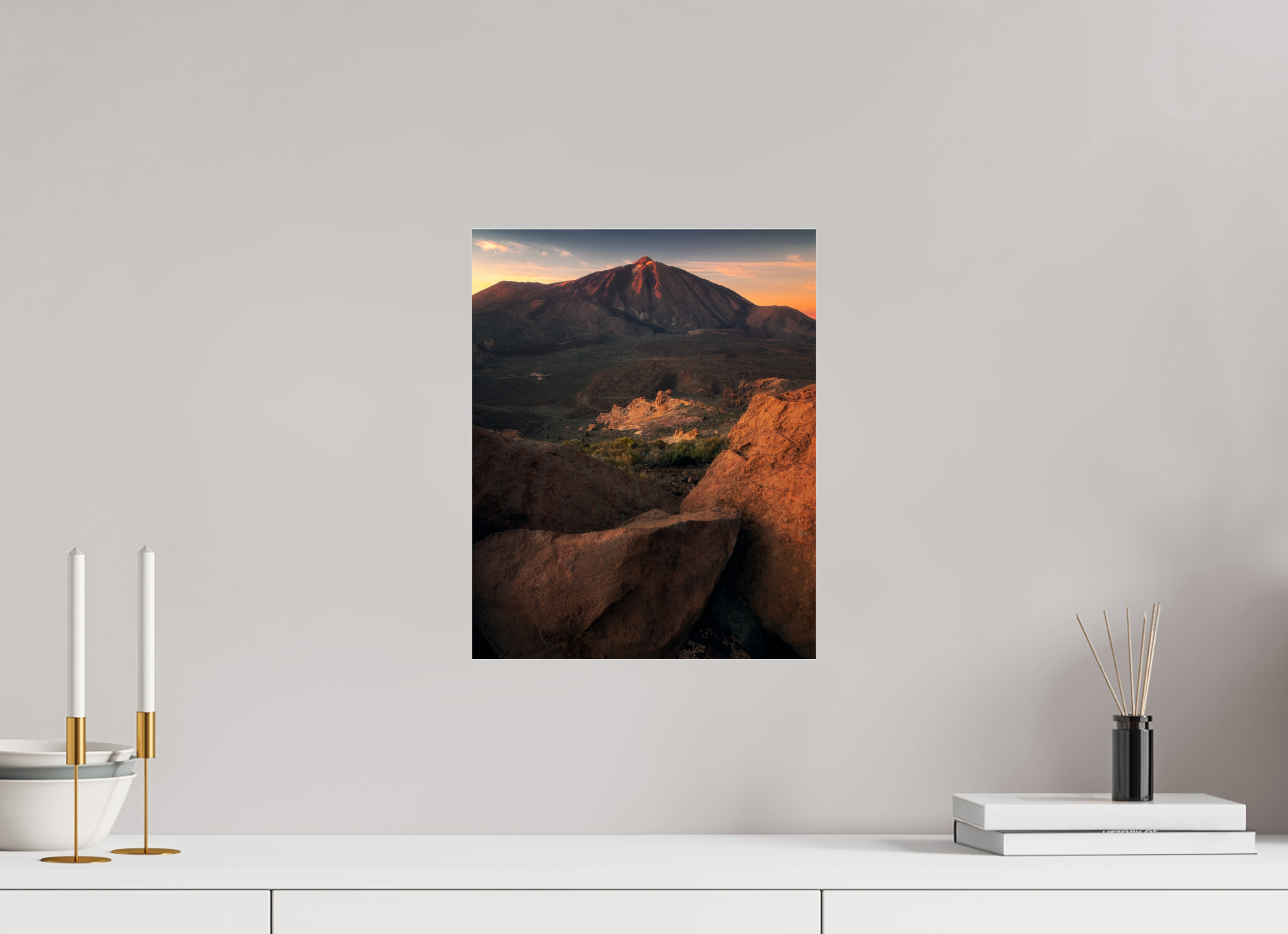 30 x 37,5 cm, Shot by Nau — Metacrilato brillante La montaña encendida