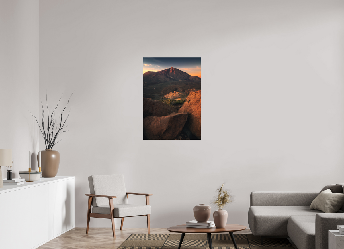 70 x 100 cm, Shot by Nau — Aluminio Dibond mate La montaña encendida — 70 × 100 cm