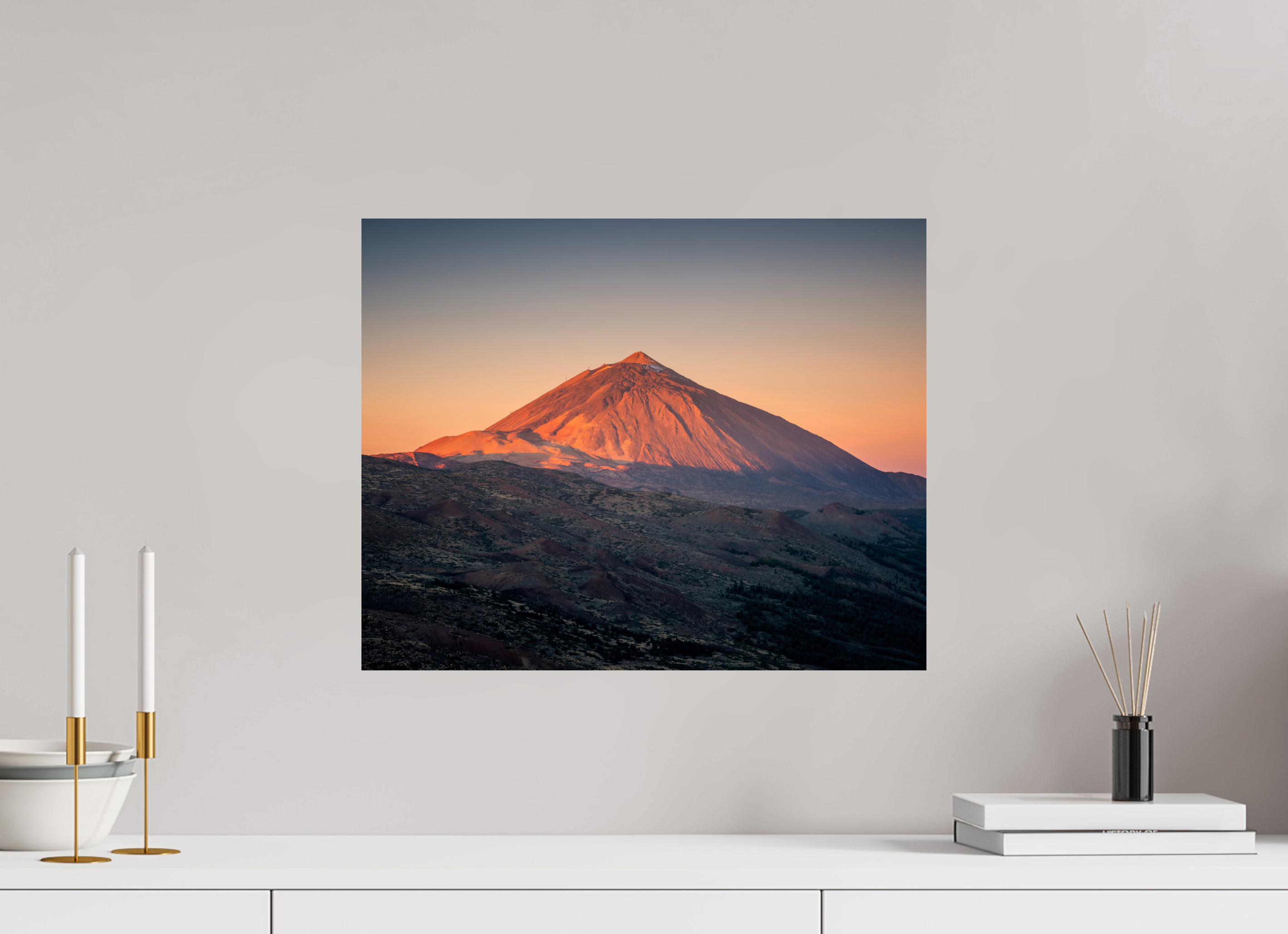 50 x 40 cm, Shot by Nau — Fine Art Pearl La hora roja