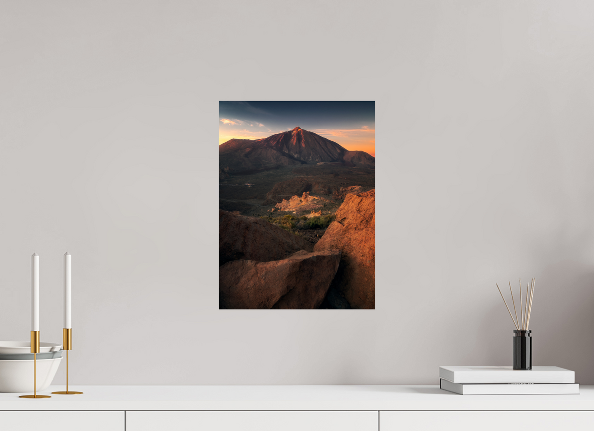 30 x 40 cm, Shot by Nau — Fine Art Pearl La montaña encendida — 30 × 40 cm